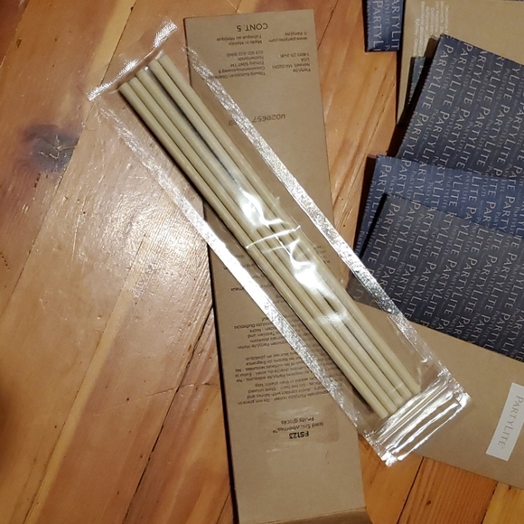 Scentsticks! Multiple scents! - Picture 2 of 2